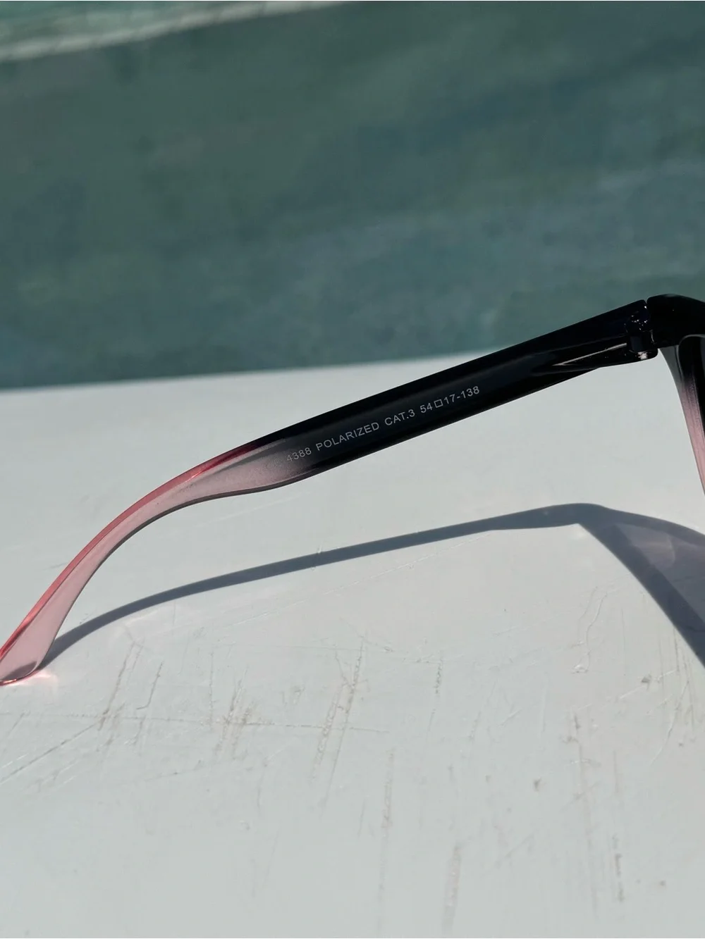 Men's Black and Pink Gradient Frame Sunglasses - Classic UV Protection